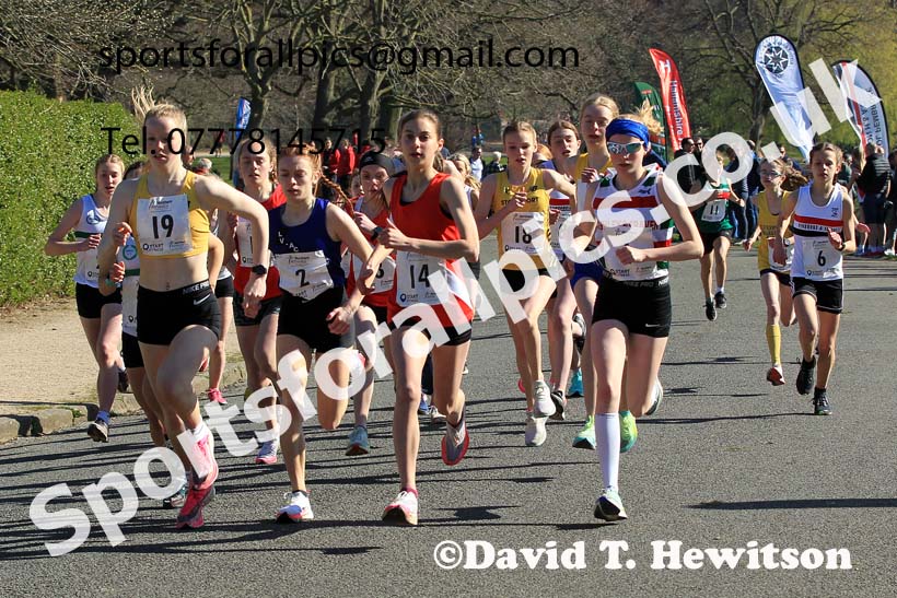 Girls Under-15s 5k, 2022 Northern 12 and 6 Stage Road Relays,  Birkenhead Park, Birkenhead, Wirral.  Photo: David T. Hewitson/Sports for All Pics